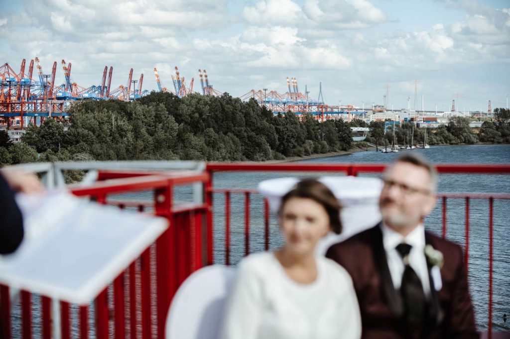 Freie Trauung im Fleet3 Foto: Stefan Engelsmann